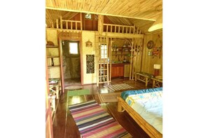 Untagged - Treehouse Lake View (No. 1) (Koh Yao Noi)