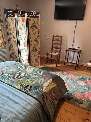 Room - Vrbo Property (La Croix-aux-Mines)