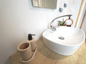 Bathroom - Vrbo Property (Ambleteuse)