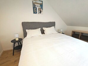 Room - Vrbo Property (Ambleteuse)