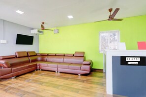 Khu sảnh