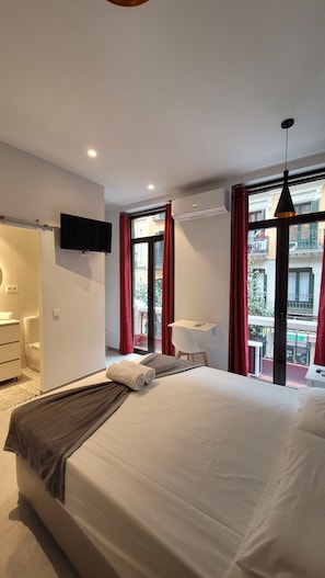 Room - Casa Lemus (Madrid)