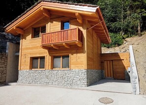 Exterior - Vrbo Property (Pâquier)