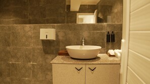 Bathroom - Isvara (Kasauli)