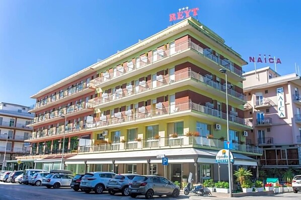 Exterior - Reyt (Rimini)