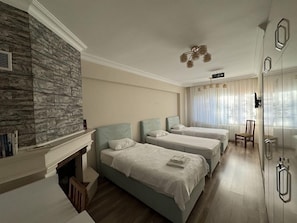 Kamar