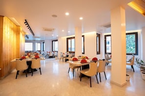 Dining - Summit Grand Resort & Spa Gangtok (Gangtok)