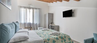 Quadruple Room with Whirlpool Bath