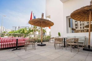 Outdoor dining - Hotel Tangier Malabata Center (Tangier)