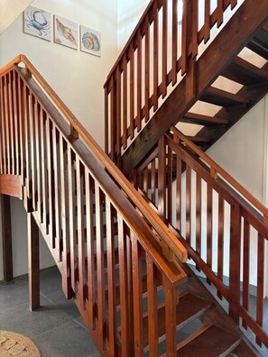 Interior - The Salt Life – Spacious Coastal Holiday Home, 100m From the Beach (Jeffreys Bay)