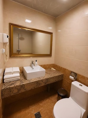 Bathroom - Kentavr Hotel Ulaanbaatar (Ulaanbaatar)