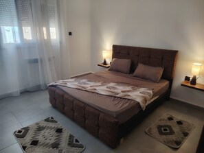 Room - Vrbo Property (Bir El Djir)