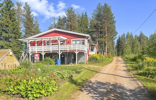 Gorgeous home in Rantajärvi with sauna