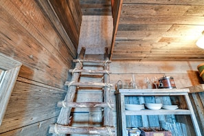 Interior - Western-Themed Decatur Studio on Main Street! (Decatur)