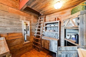 Interior - Western-Themed Decatur Studio on Main Street! (Decatur)