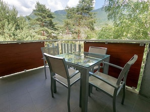 Outdoor dining - Résidence Radiana (La Léchère les Bains)