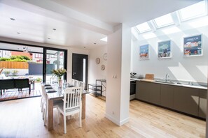Dining - Vrbo Property (Capbreton)