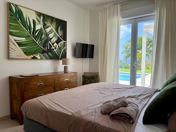 Room - Vrbo Property (Le Diamant)