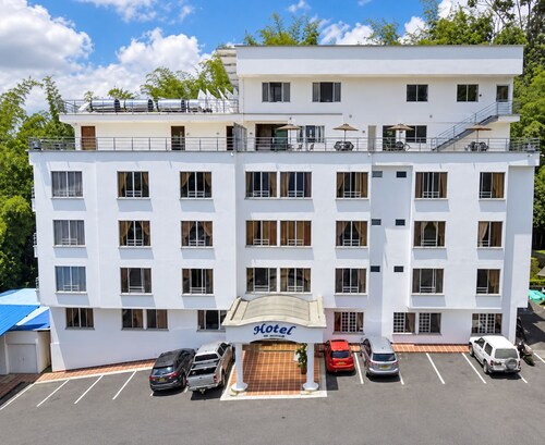 Denaka Hotel