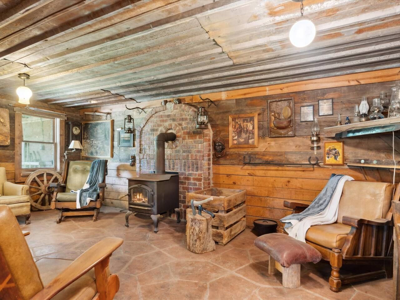Sitting Area