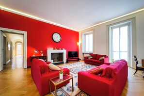 Living area - LuxRent Penthouse in Crimea (Torino)