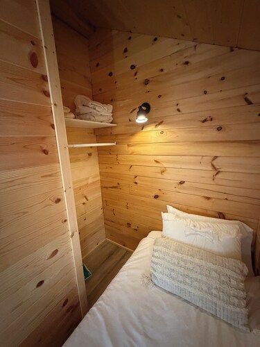 Cozy Log Cabin close to Fort Leonard Wood