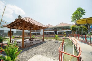 Unclassified image, 4 of 68, button - Rehat at Villa Tirta Kencana (Garut)