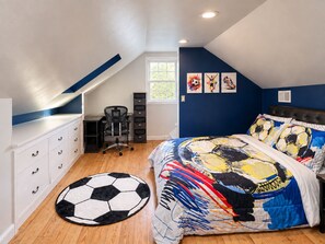 Room - 4 Bedroom Fleetwood Gem-City Access, Suburban Comfort (Mount Vernon)