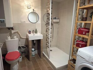Bathroom - Vence, French Riviera – Cozy Getaway for 2, Peaceful & Natural Setting, Near Nice (Provence-Alpes-Côte d'Azur)