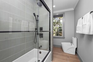 Bathroom - Charming 2BR Near Back Bay (Boston)