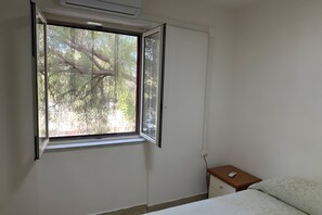 Room - Apartment 'Casa Grazia' near the sea with air conditioning (Scalo dei Saraceni)
