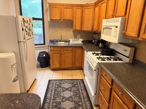 Private kitchen - Private Rooftop apartment 4 Guests !!Carson St near PPG Arena and Downtown PGH!! (Pittsburgh)