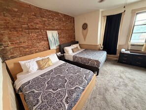 Room - Private Rooftop apartment 4 Guests !!Carson St near PPG Arena and Downtown PGH!! (Pittsburgh)