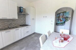 Dining - Vacation home 5 minutes from the Sentiero degli Dei, ideal for Amalfi and the Amalfi Coast (Pianillo)