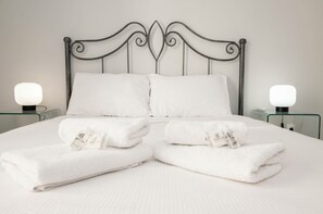 Room - Centrally located in Athens, within easy reach of the Acropolis. (Athina)
