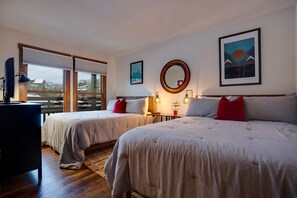 Room - Bright Mountain Modern Condo @ The Lodge in Steamboat Springs! (Steamboat Springs)
