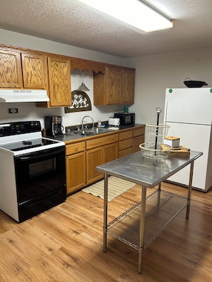 Private kitchen - One of a kind - 1BDR Loft apartment. The Farmer Loft" (Hartville)