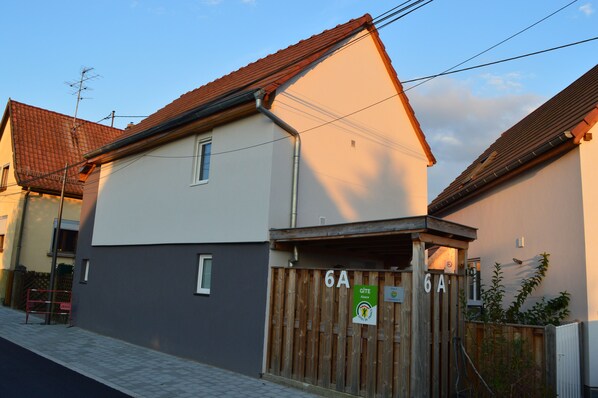 Exterior - Vrbo Property (Saasenheim)