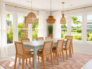 Dining - Edisto Cottage, 1 Block to Beach + Firepit (Edisto Island)