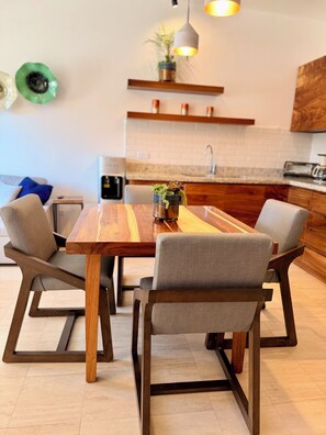 Dining - Ancla Baja Living (La Paz)