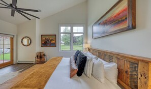Room - Howling Elk Hideaway (Big Sky)