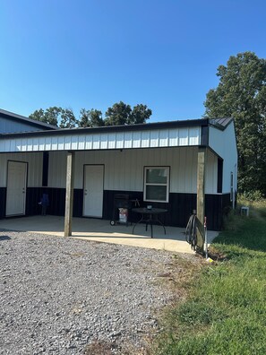 Exterior - Cozy rustic studio near Reelfoot Lake (Troy)