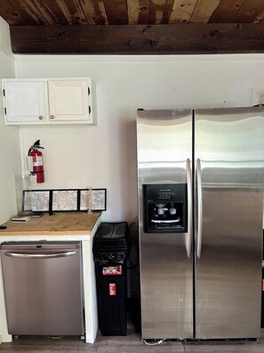 Interior - Modern Ski Cabin walk to Lake Tahoe, EV charger (Tahoe City)