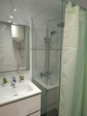 Bathroom - Vrbo Property (Torremolinos)
