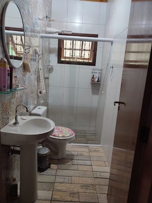 Bathroom - Sítio com piscina e lago (Santa Branca)