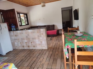 Dining - Sítio com piscina e lago (Santa Branca)