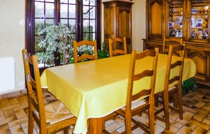 Living Room - Lovely home in Tollevast with WiFi (Tollevast)