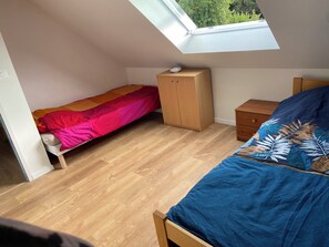 Room - Vrbo Property (Groix)