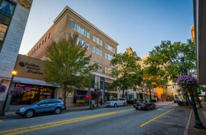 Exterior - Downtown Lounge Getaway with Two Living Spaces (Greensboro)