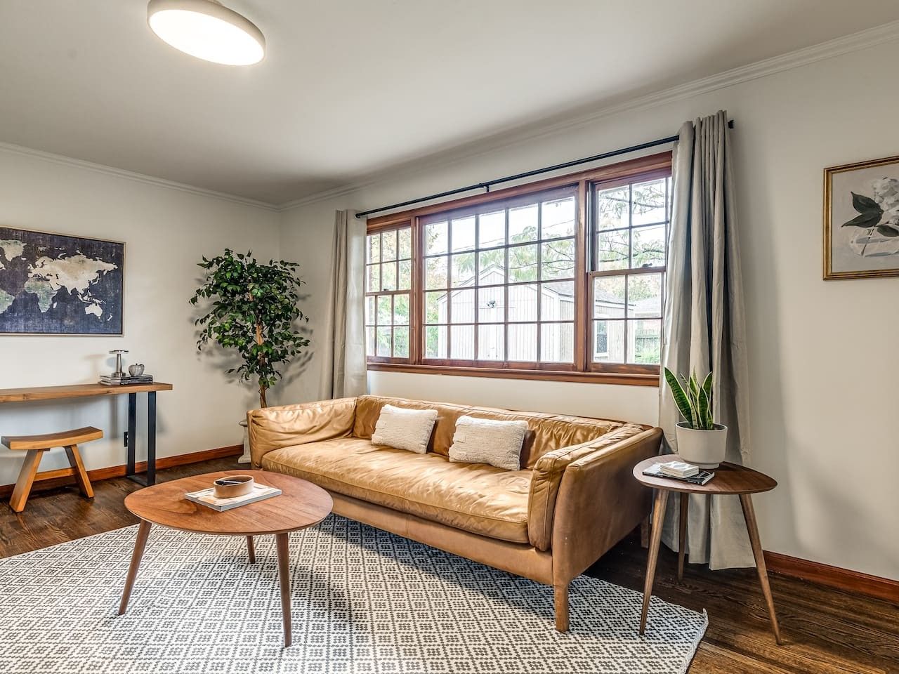 Second living room